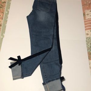 Charlie❤️ Jeans ribbons & Bows size 10 stretchy!